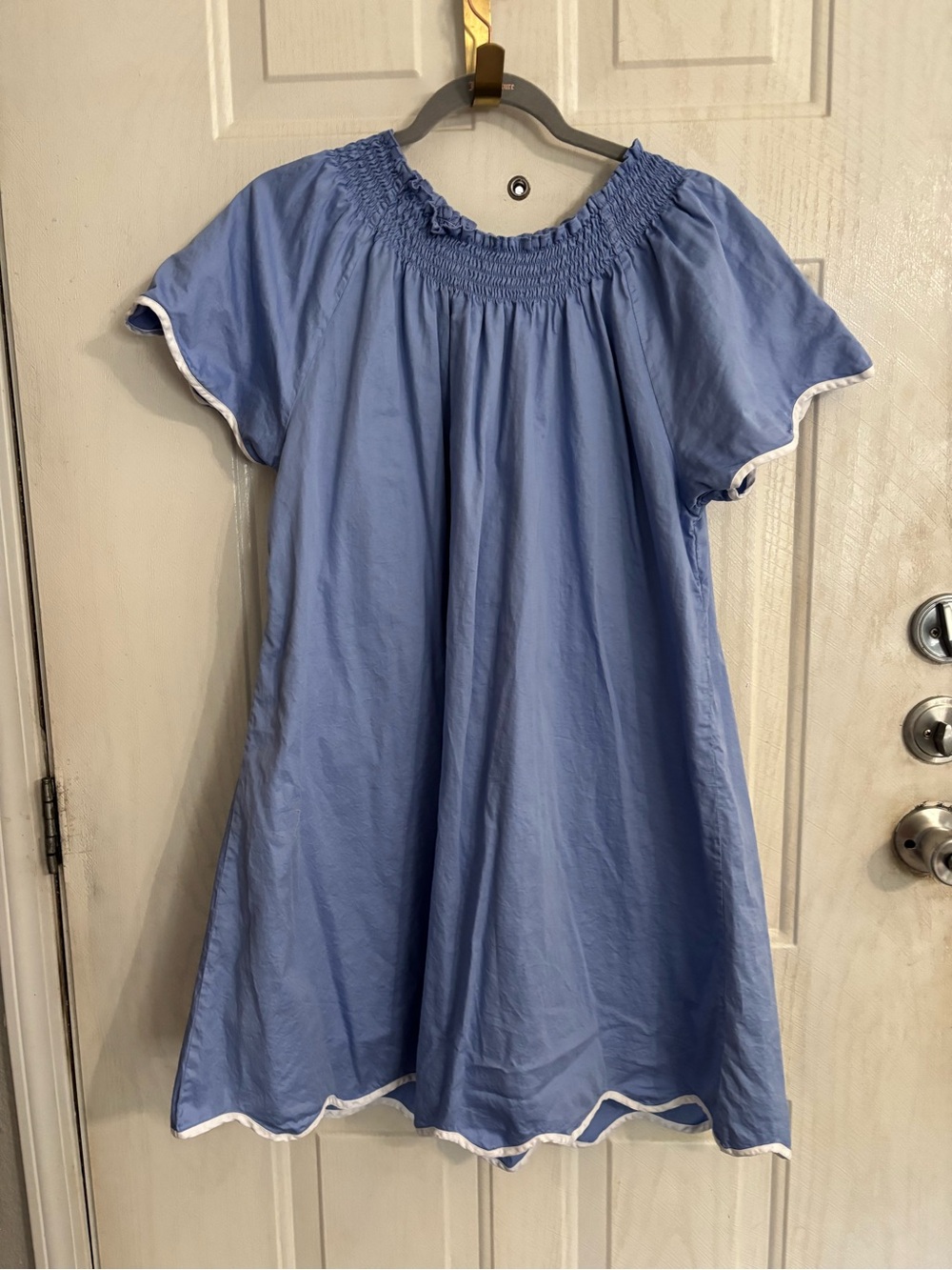 Lake dress - Picture 4 of 8